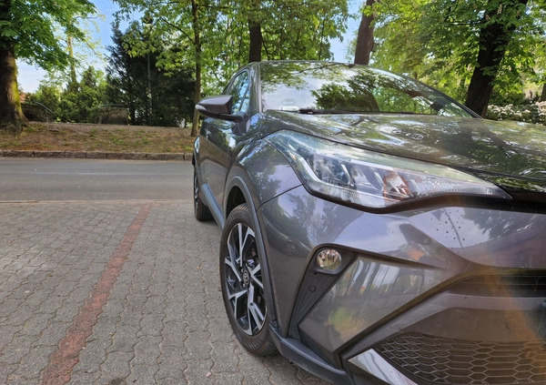 Toyota C-HR cena 82500 przebieg: 42700, rok produkcji 2019 z Rawicz małe 436